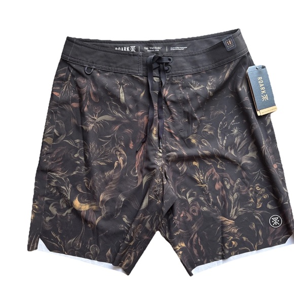 NEW ROARK passage primo 18" board short in nocturnal black - Picture 1 of 10